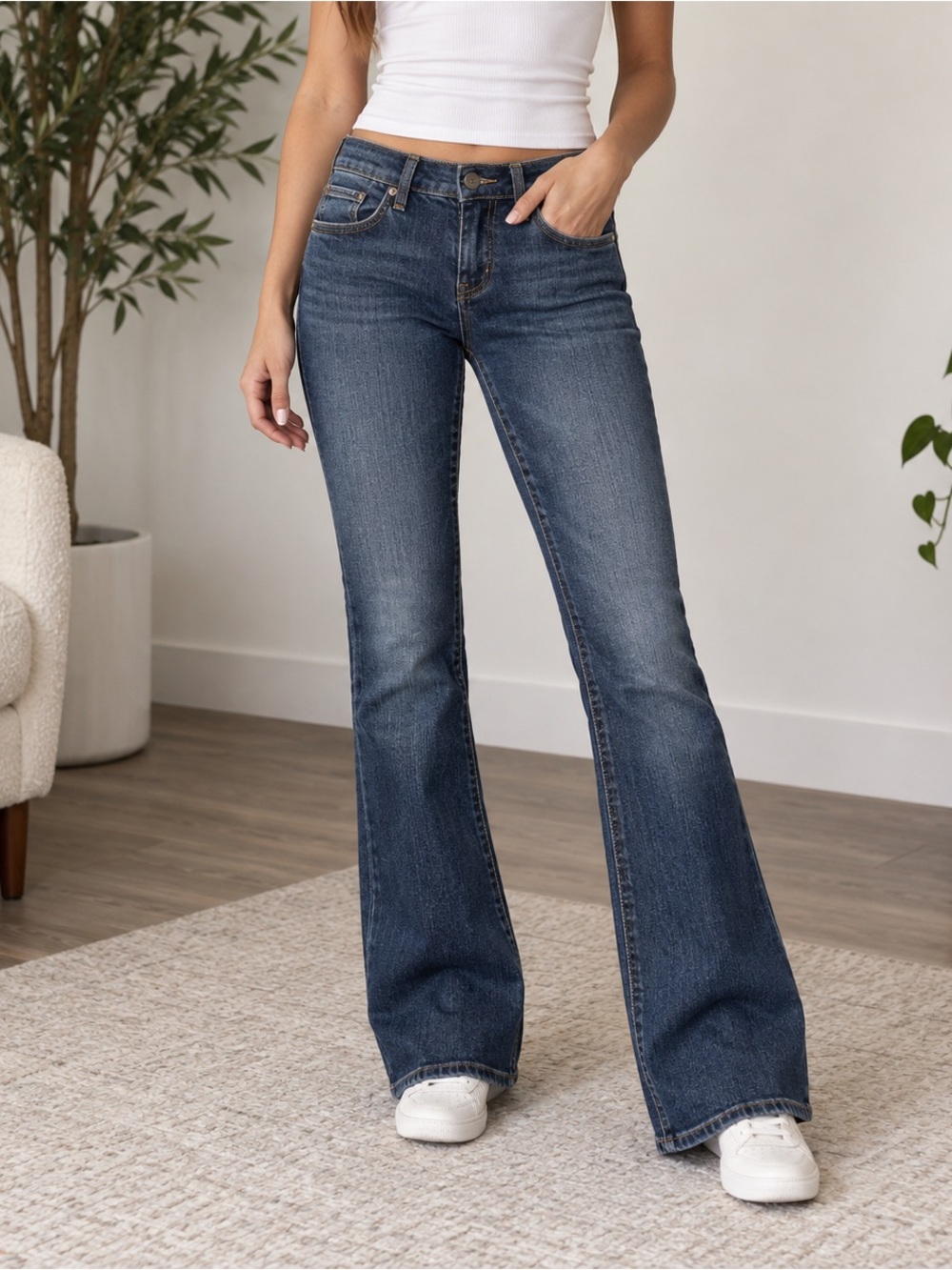 Silver Aiko Jeans Womens 28x33 Dark Wash Mid Rise Bootcut Boot Cut